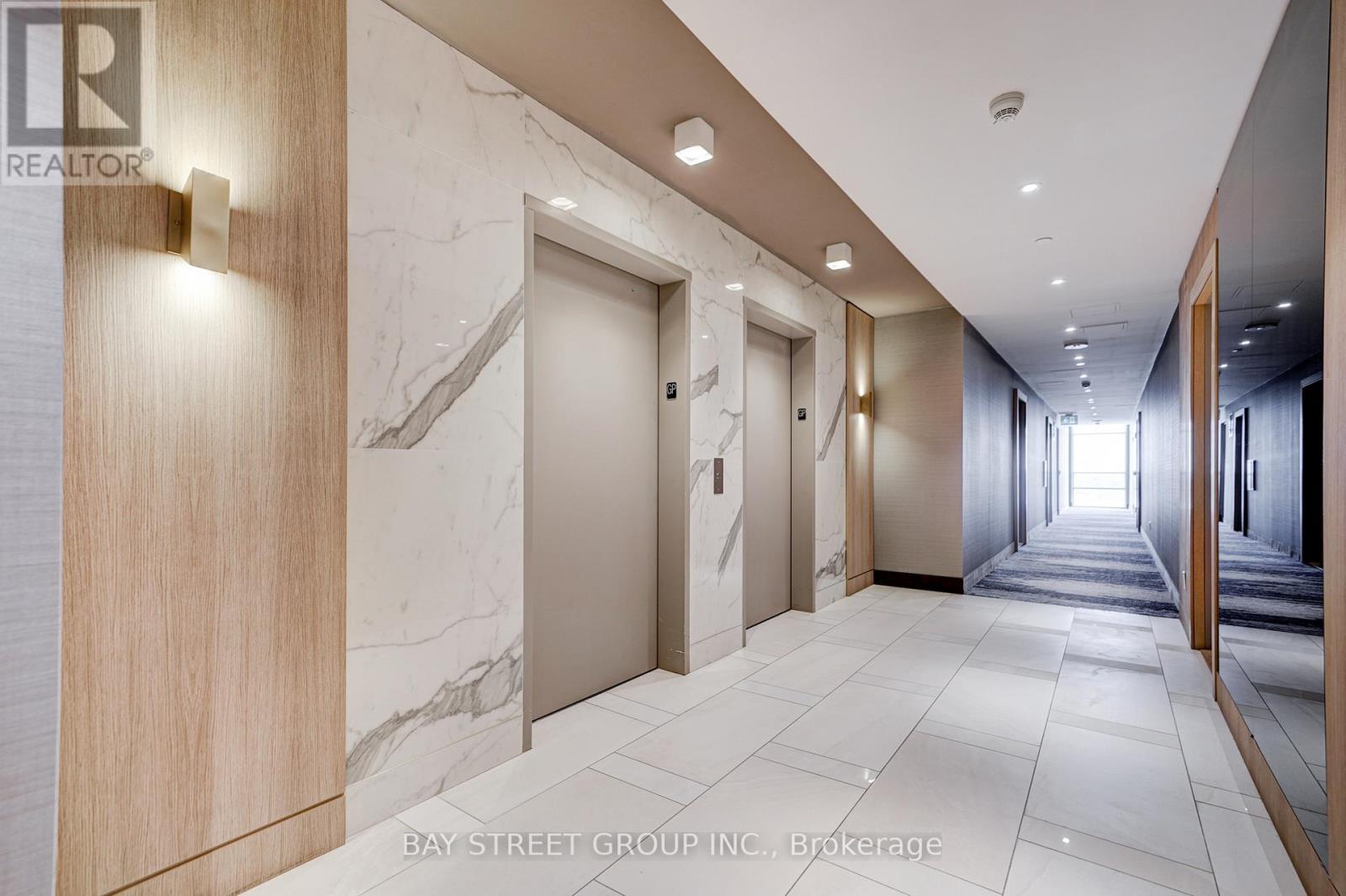 519 - 621 Sheppard Avenue E, Toronto, Ontario  M2K 0G4 - Photo 2 - C13492128