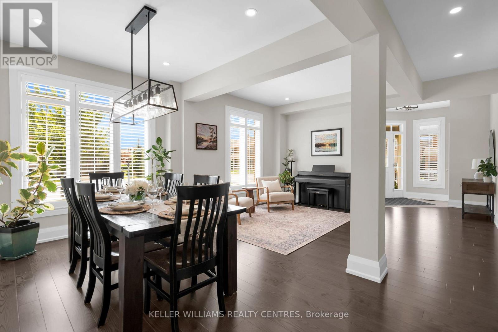 2 Jewelwing Court, Bradford West Gwillimbury, Ontario  L4L 2K1 - Photo 3 - N13492030