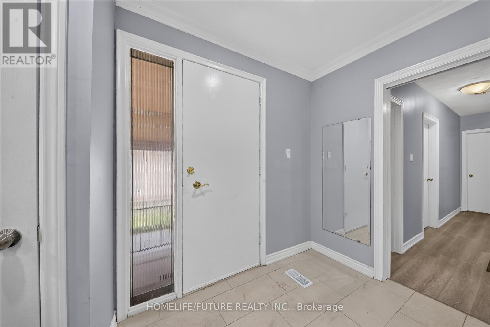 Main - 167 Treverton Drive, Toronto, Ontario  M1K 3T1 - Photo 6 - E13491730
