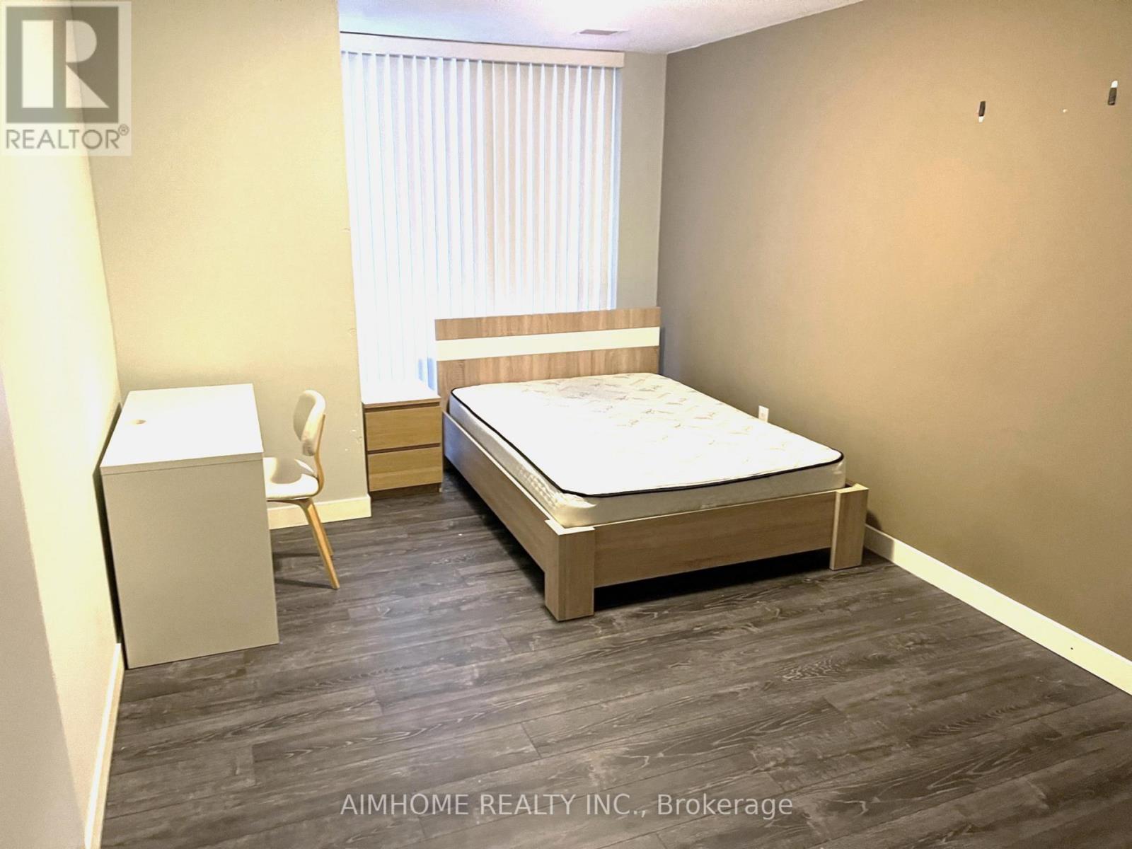 309 - 318 Spruce Street, Waterloo, Ontario  N2L 3M7 - Photo 8 - X13492116