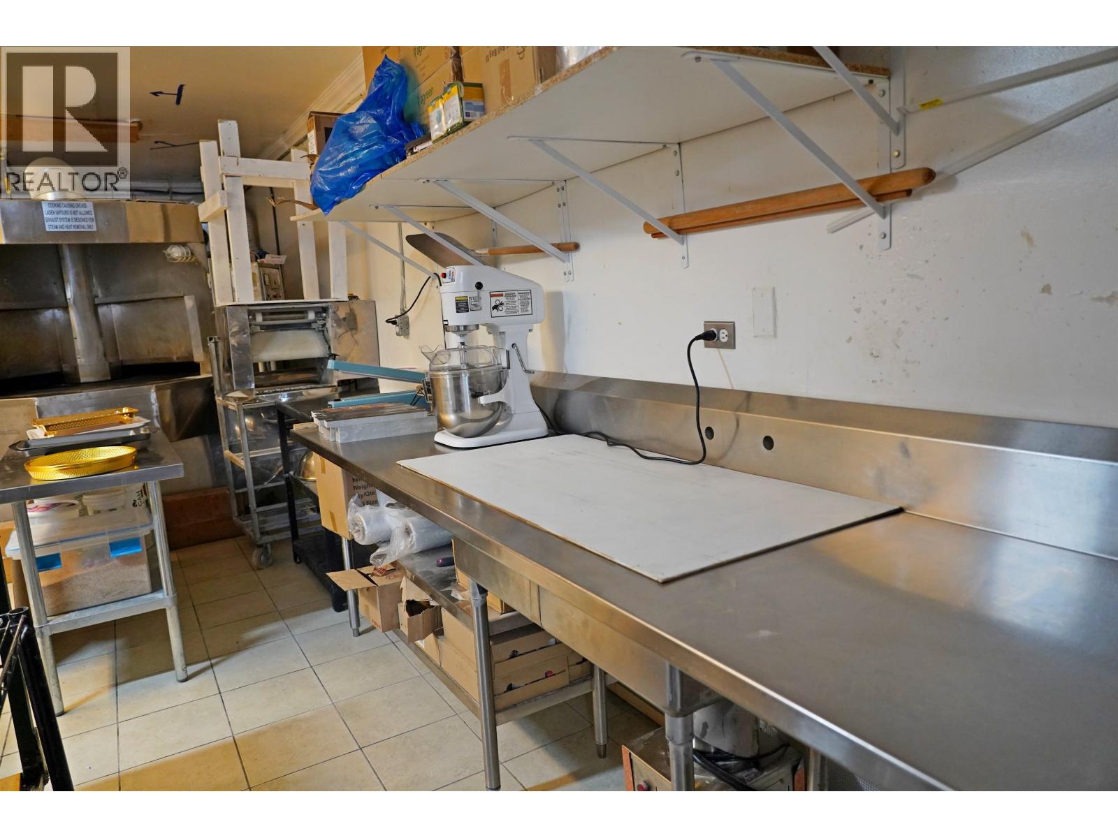 Listing image 14