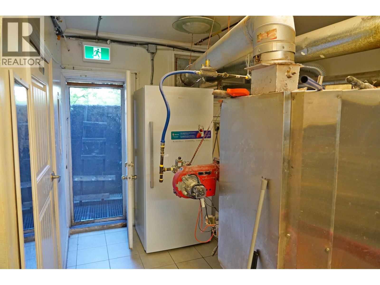 Listing image 17