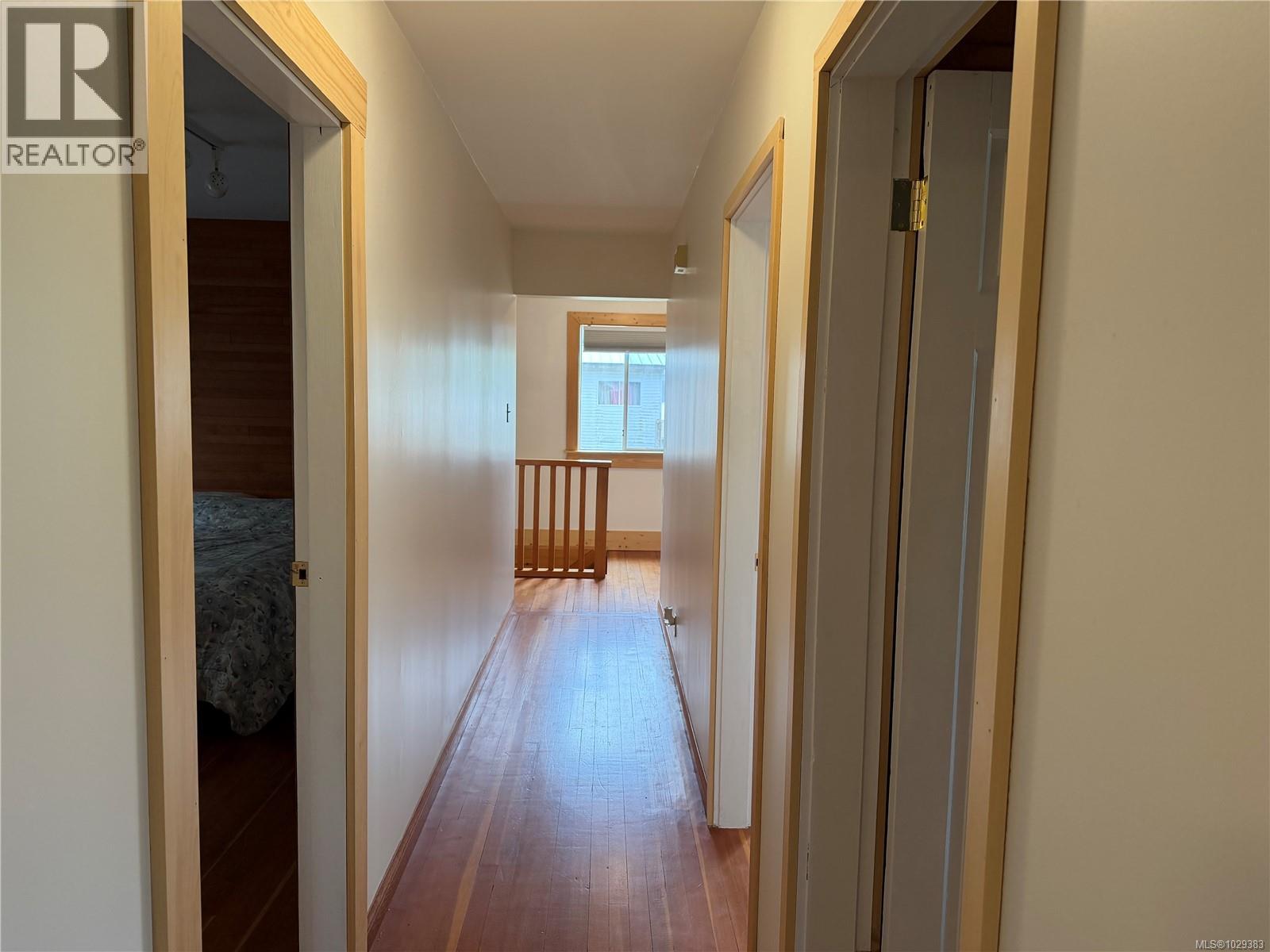 147 Maquinna Ave, Zeballos, British Columbia  V0P 2A0 - Photo 23 - 1029383