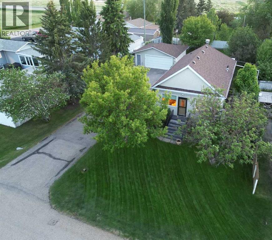 123 Mccann Street SE, Langdon, Alberta  T0J 1X1 - Photo 3 - A2317173