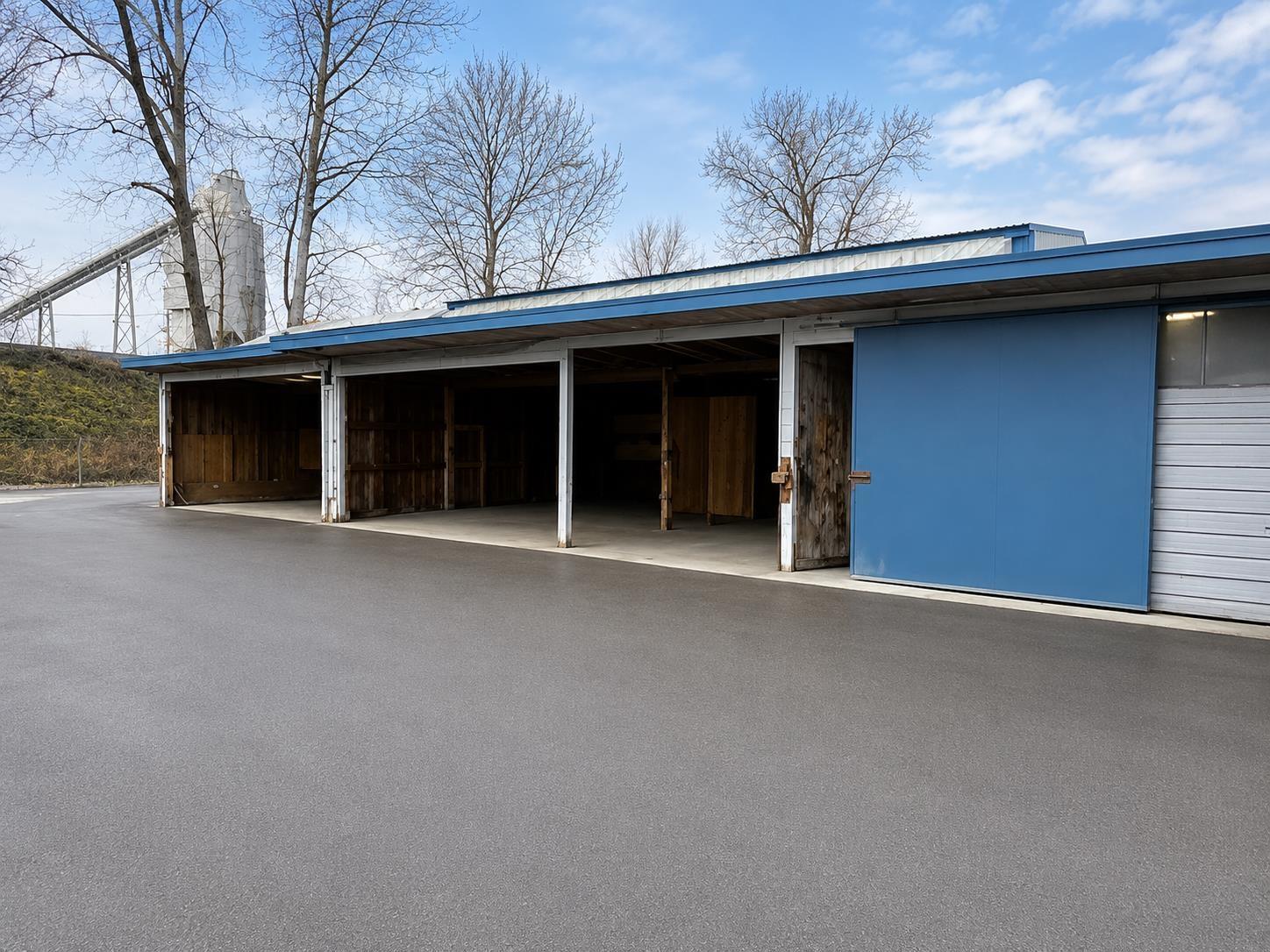 12205 Industrial, Surrey, British Columbia  V3V 3S1 - Photo 3 - C8074851
