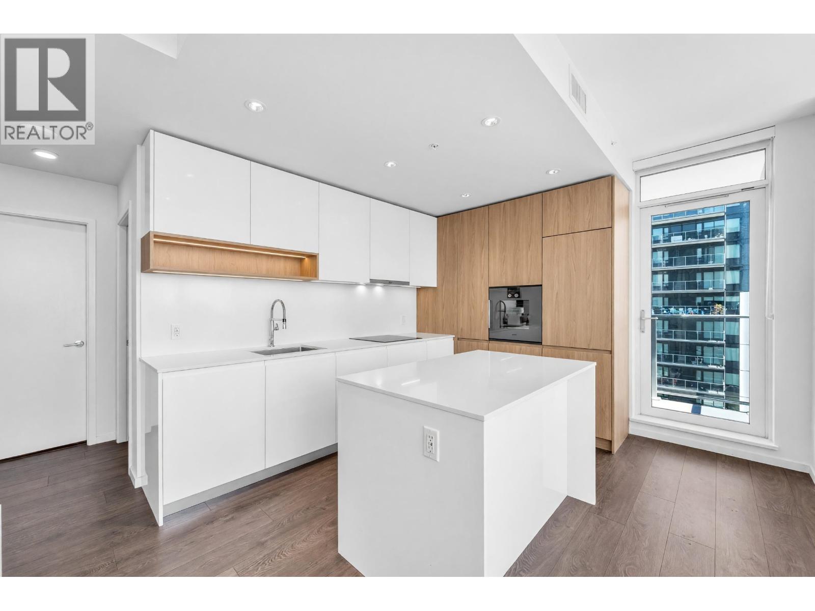 902 6808 MINORU BOULEVARD