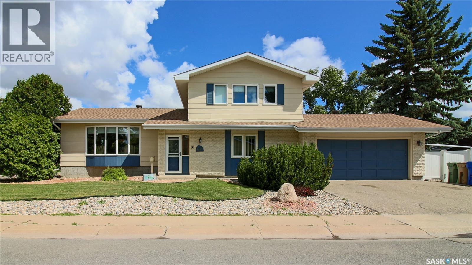 66 Sommerfeld DRIVE, Regina, Saskatchewan