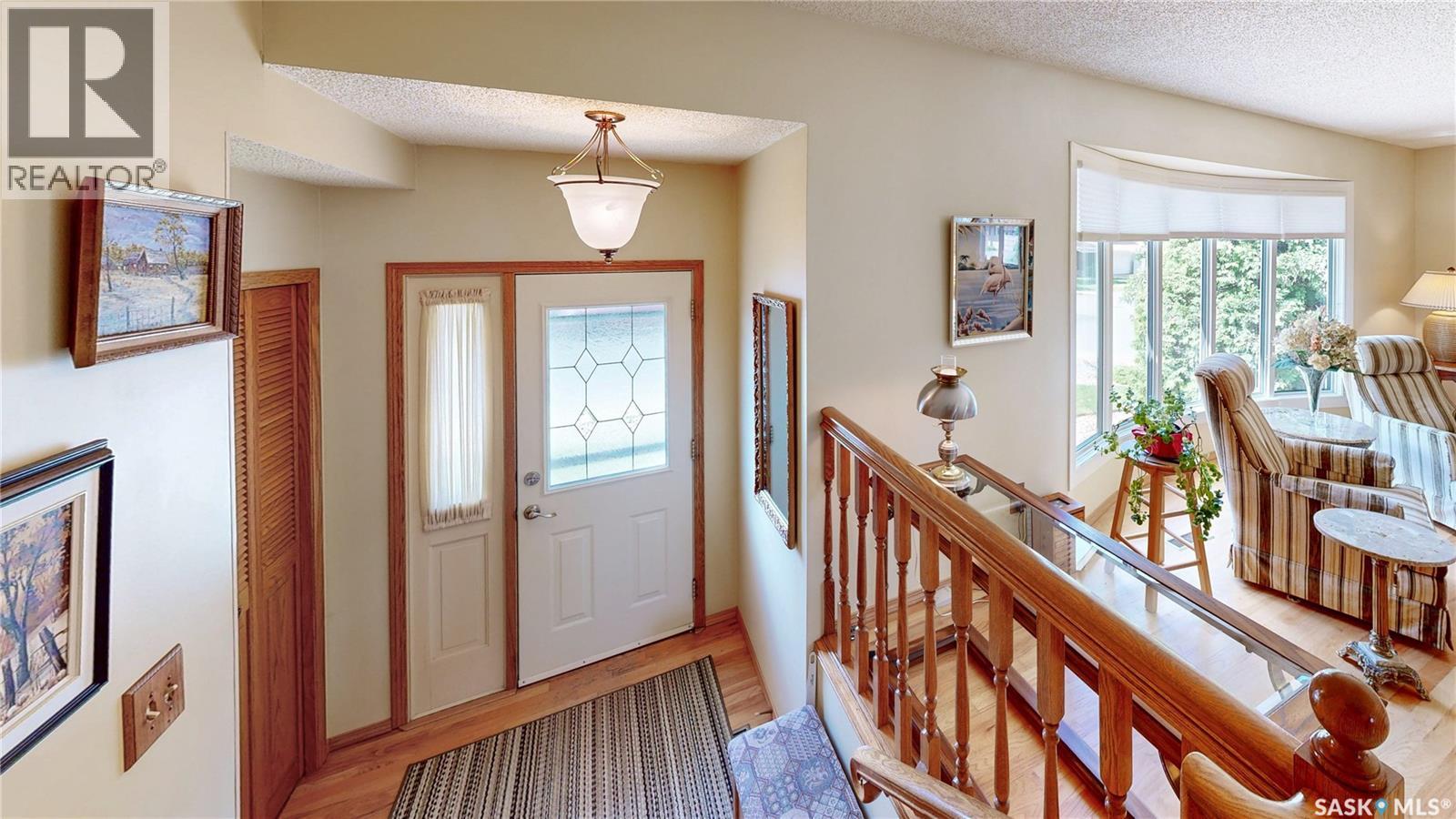 66 Sommerfeld Drive, Regina, Saskatchewan  S4V 0C5 - Photo 2 - SK040790