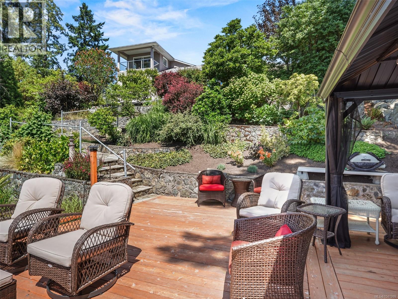 549 View Royal Ave, View Royal, British Columbia  V9B 1B9 - Photo 20 - 1041209
