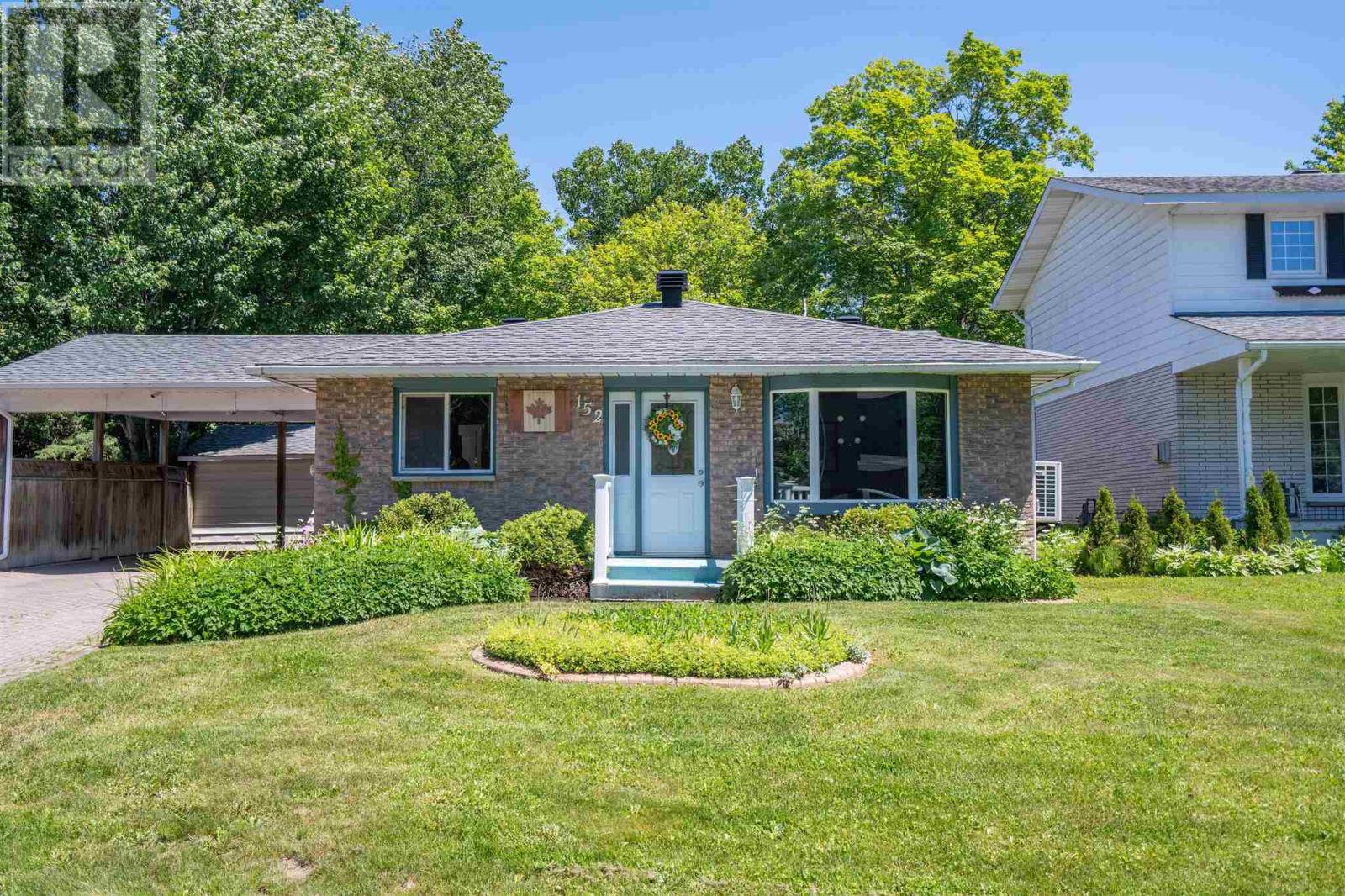 152 Fort Creek Dr, Sault Ste. Marie, Ontario  P6C 5T9 - Photo 1 - SM261599