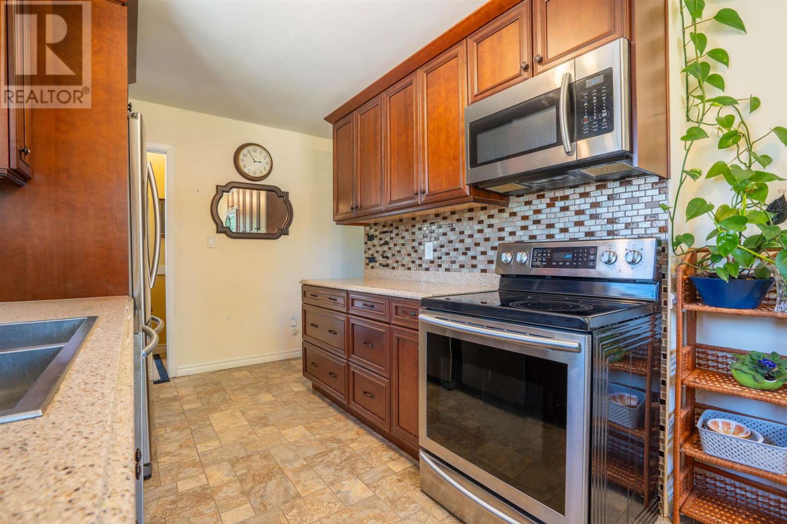 152 Fort Creek Dr, Sault Ste. Marie, Ontario  P6C 5T9 - Photo 7 - SM261599