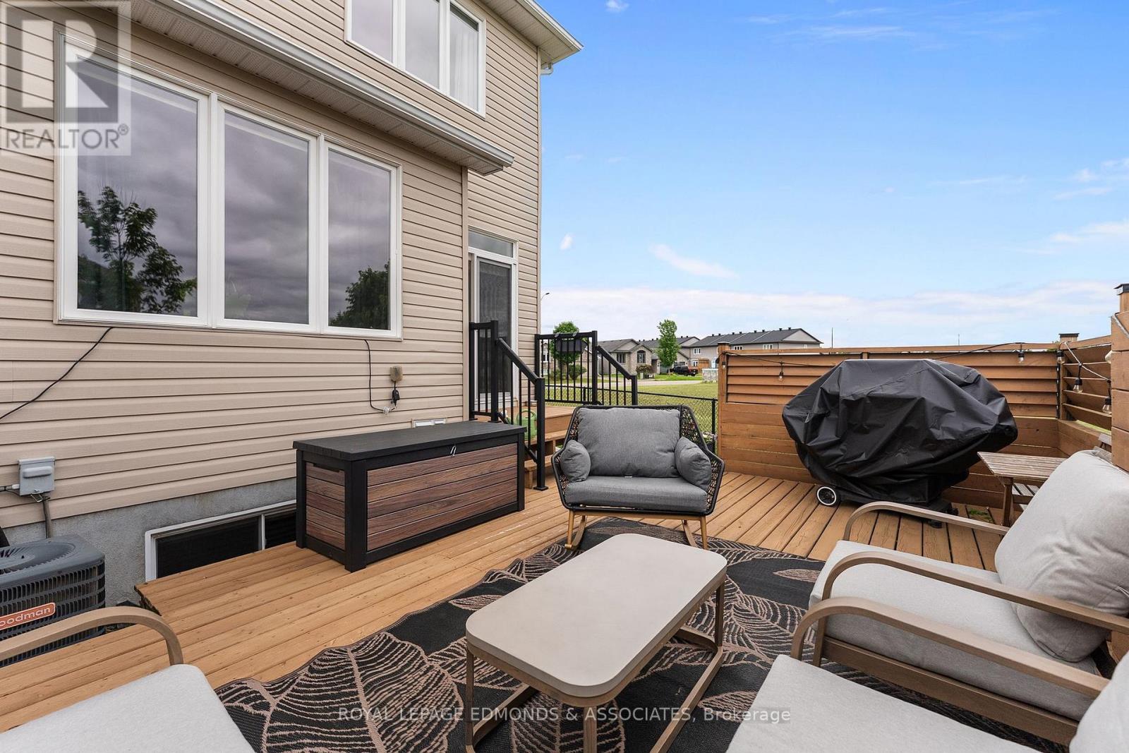 1036 Butler Boulevard, Petawawa, Ontario  K8H 0C2 - Photo 4 - X13456040