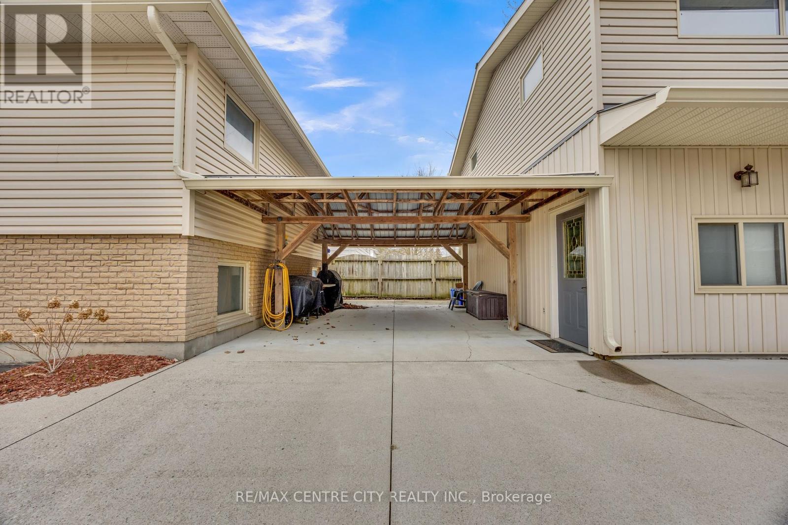 174 Ridge Street, Dutton/dunwich, Ontario  N0L 1J0 - Photo 3 - X13492234