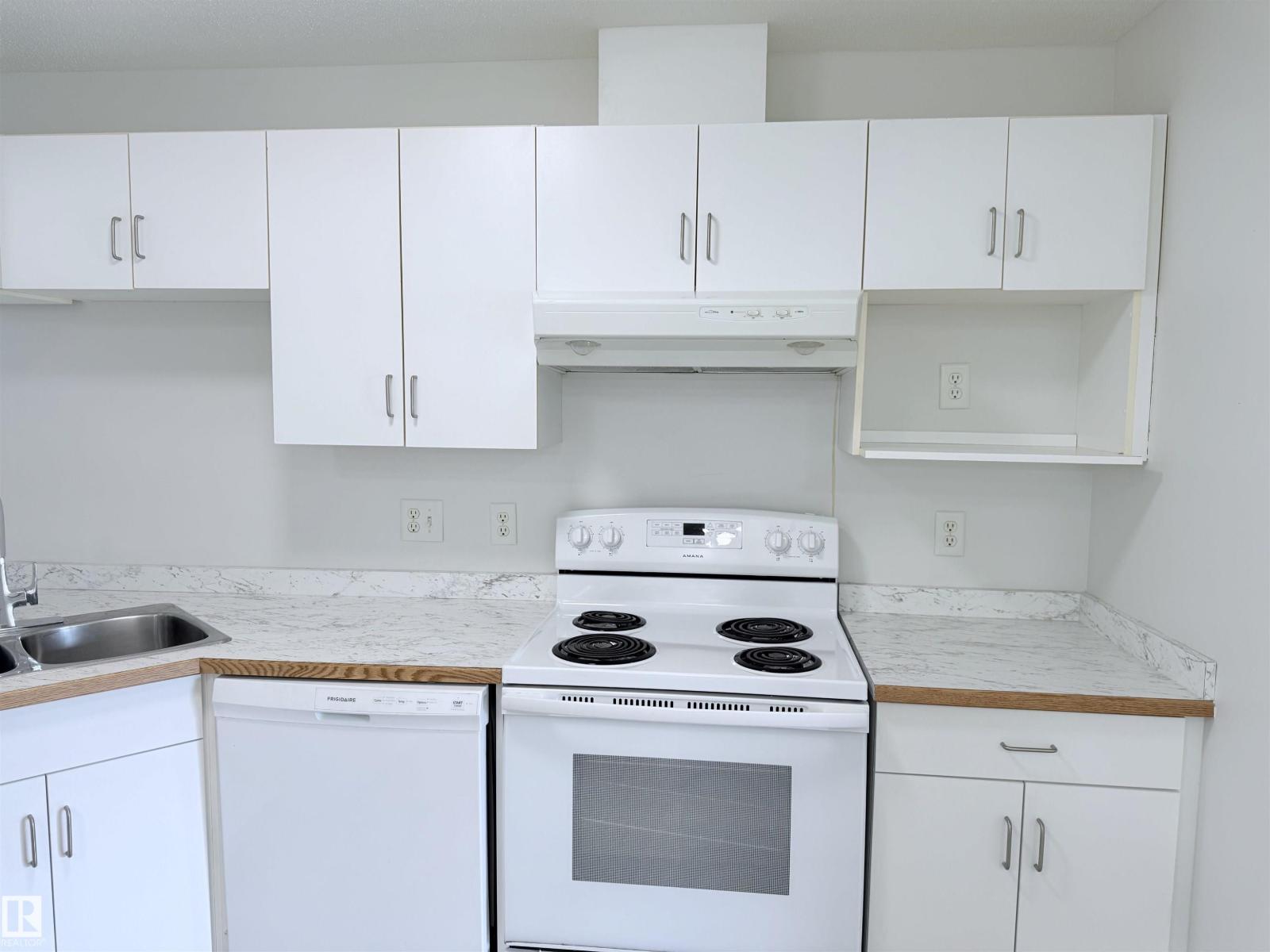 #102 10535 122 St NW, Edmonton, Alberta  T5N 4B7 - Photo 10 - E4495784