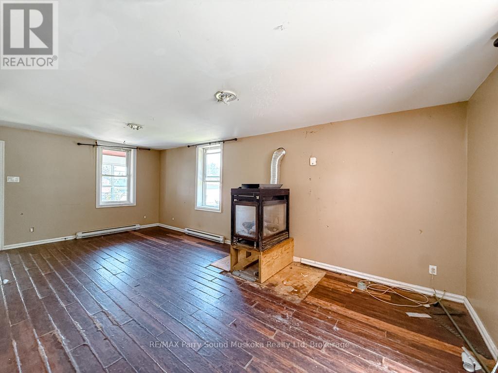 17 Wakefield Street, Parry Sound, Ontario  P2A 2V2 - Photo 10 - X13492244