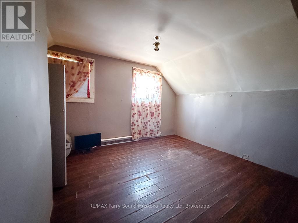 17 Wakefield Street, Parry Sound, Ontario  P2A 2V2 - Photo 13 - X13492244
