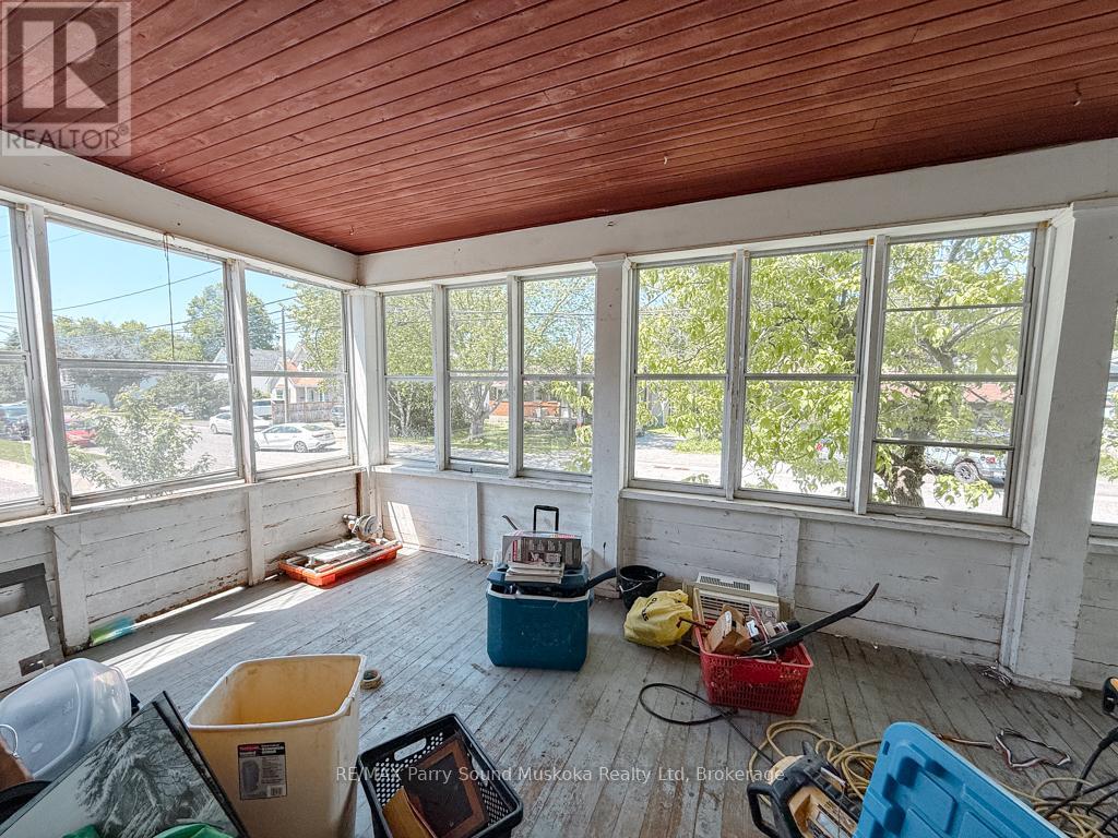 17 Wakefield Street, Parry Sound, Ontario  P2A 2V2 - Photo 9 - X13492244