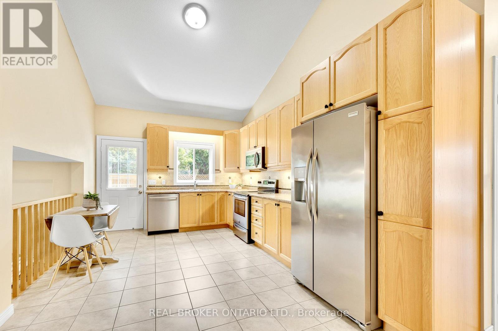 51 Sundance Crescent, Hamilton, Ontario  L0R 1P0 - Photo 6 - X13237906