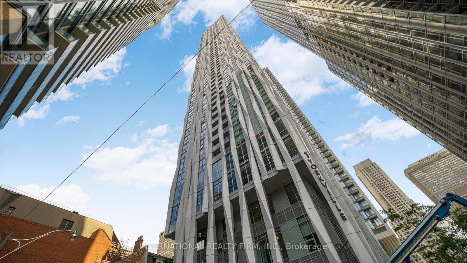 5409 - 1 YORKVILLE AVENUE, Toronto, Ontario