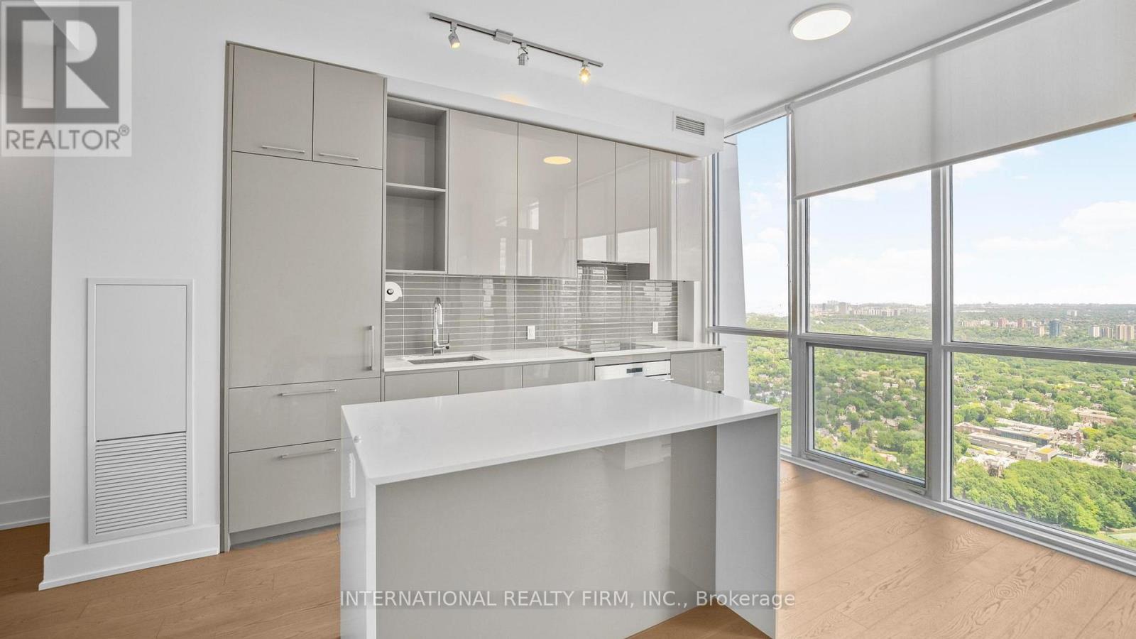 5409 - 1 Yorkville Avenue, Toronto, Ontario  M4W 0B1 - Photo 11 - C13492164