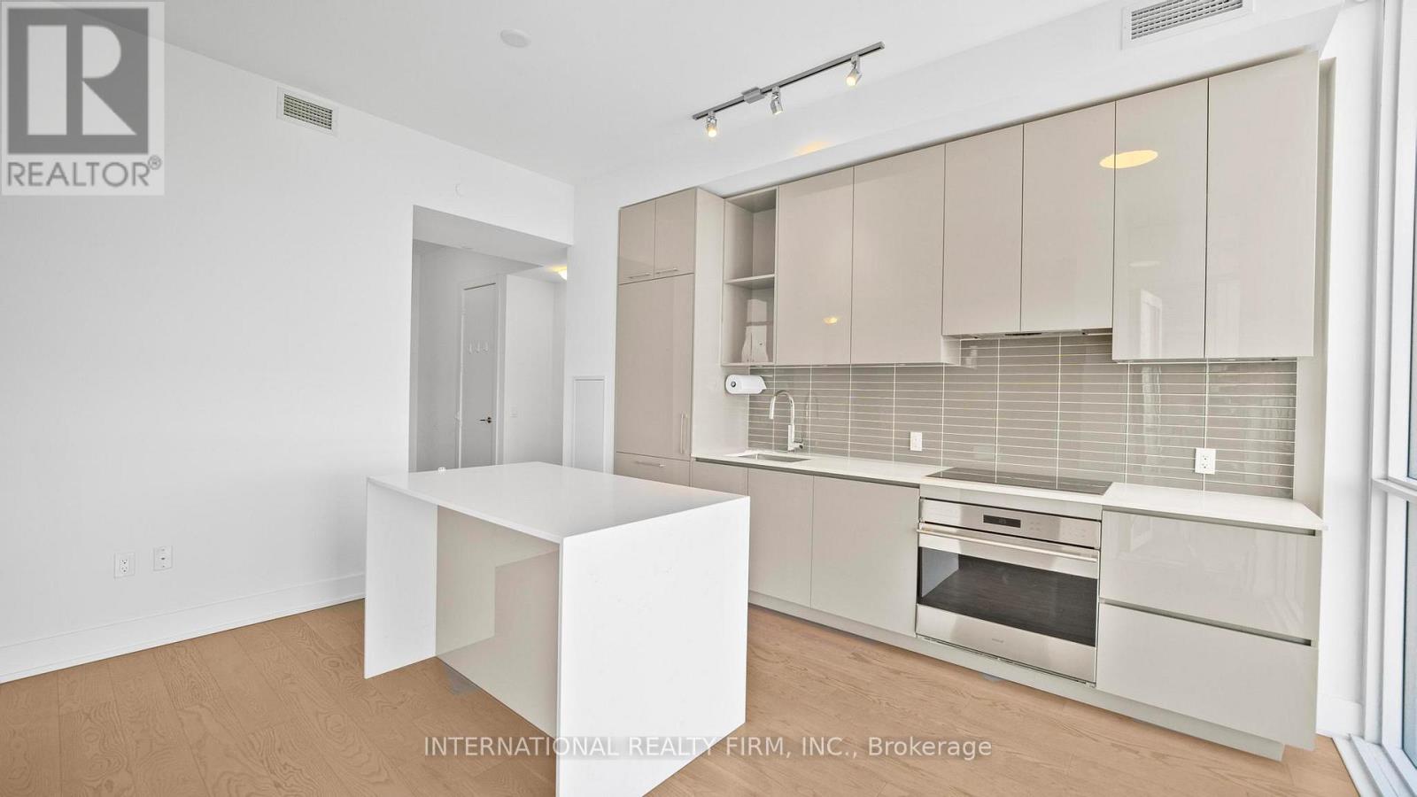 5409 - 1 Yorkville Avenue, Toronto, Ontario  M4W 0B1 - Photo 14 - C13492164