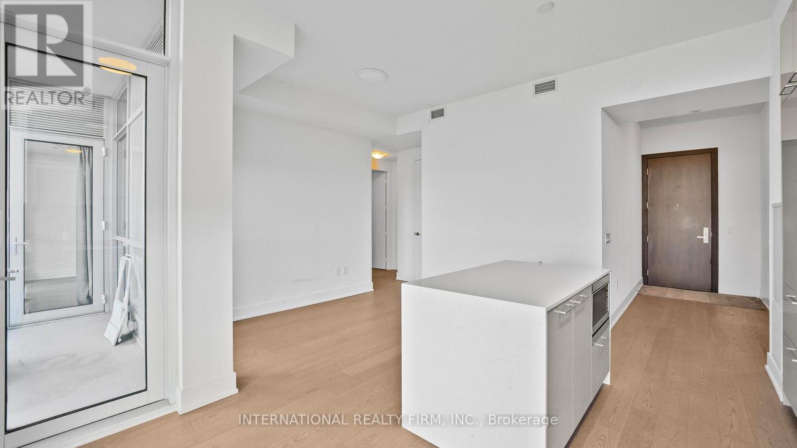 5409 - 1 Yorkville Avenue, Toronto, Ontario  M4W 0B1 - Photo 18 - C13492164