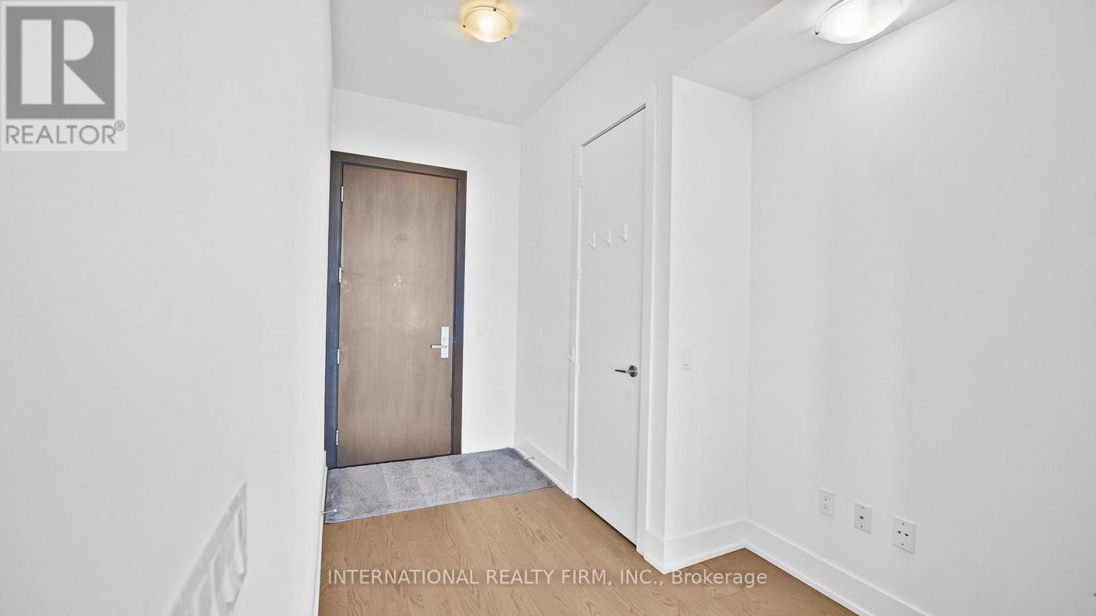 5409 - 1 Yorkville Avenue, Toronto, Ontario  M4W 0B1 - Photo 8 - C13492164