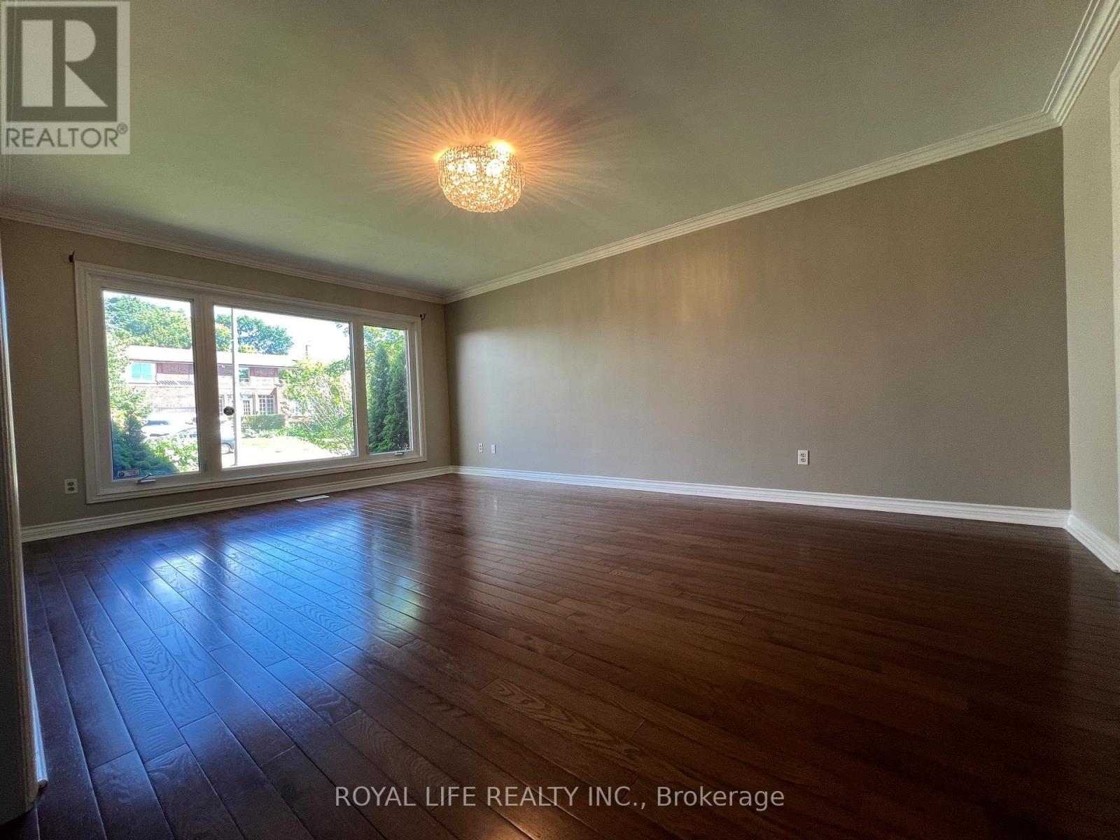 10 Saddletree Drive, Toronto, Ontario  M2H 3L3 - Photo 2 - C13492212