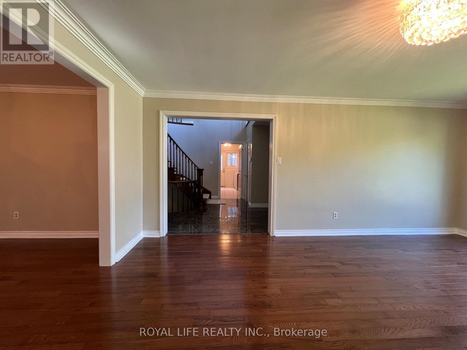 10 Saddletree Drive, Toronto, Ontario  M2H 3L3 - Photo 4 - C13492212