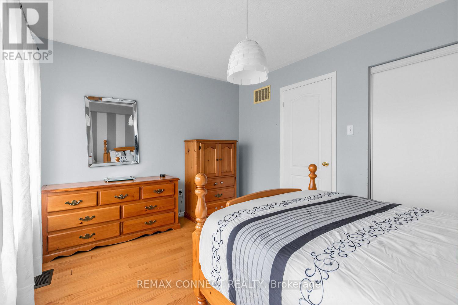 63 Coyote Crescent, Toronto, Ontario  M1B 6H2 - Photo 9 - E13492216