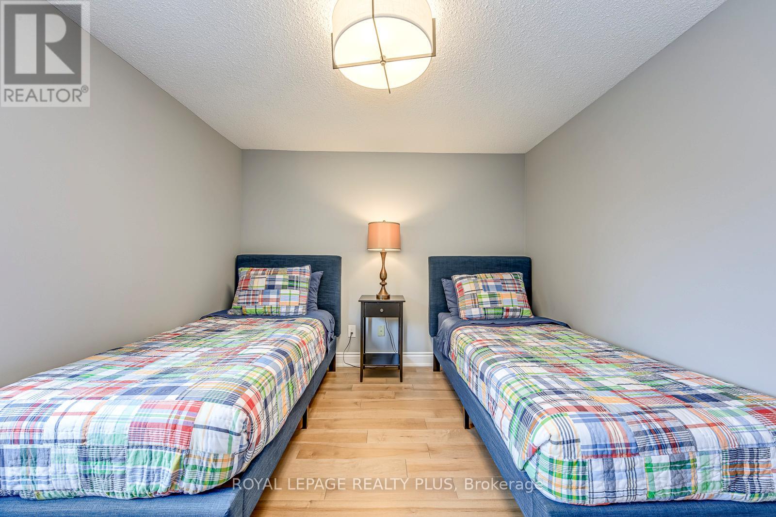3209 Wilmar Crescent, Mississauga, Ontario  L5L 4A9 - Photo 37 - W13492210
