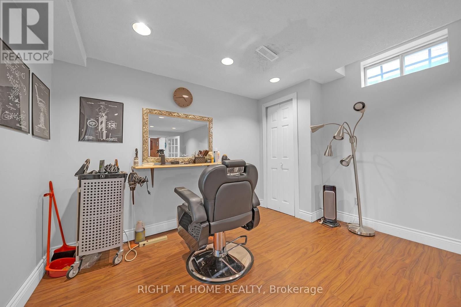 2573 Oshkin Court, Mississauga, Ontario  L5N 3Z3 - Photo 39 - W13492240