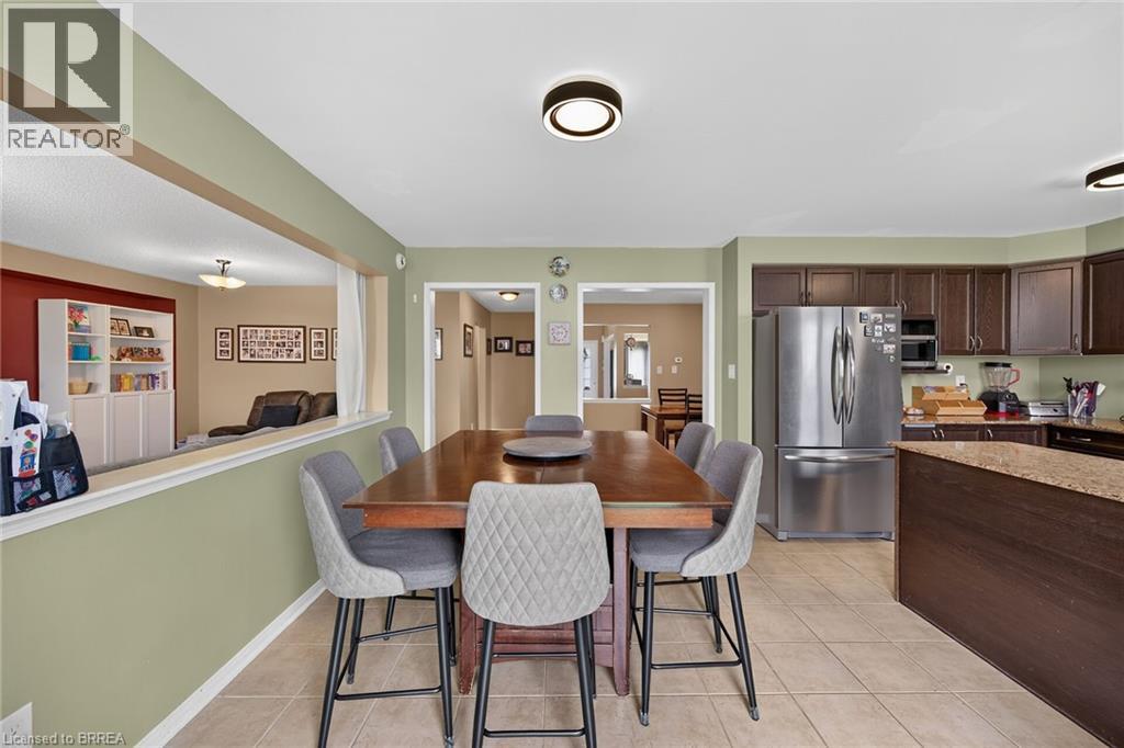 12 Barrett Avenue, Brantford, Ontario  N3S 0B2 - Photo 12 - 40842932