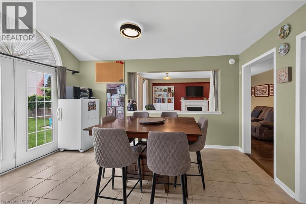 12 Barrett Avenue, Brantford, Ontario  N3S 0B2 - Photo 16 - 40842932