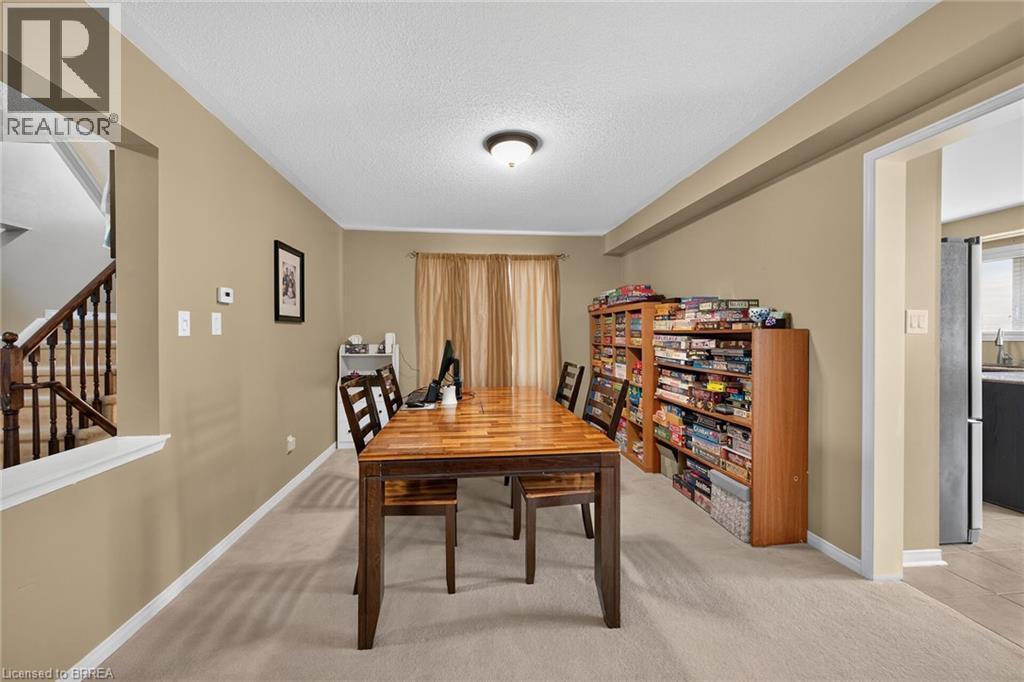 12 Barrett Avenue, Brantford, Ontario  N3S 0B2 - Photo 4 - 40842932