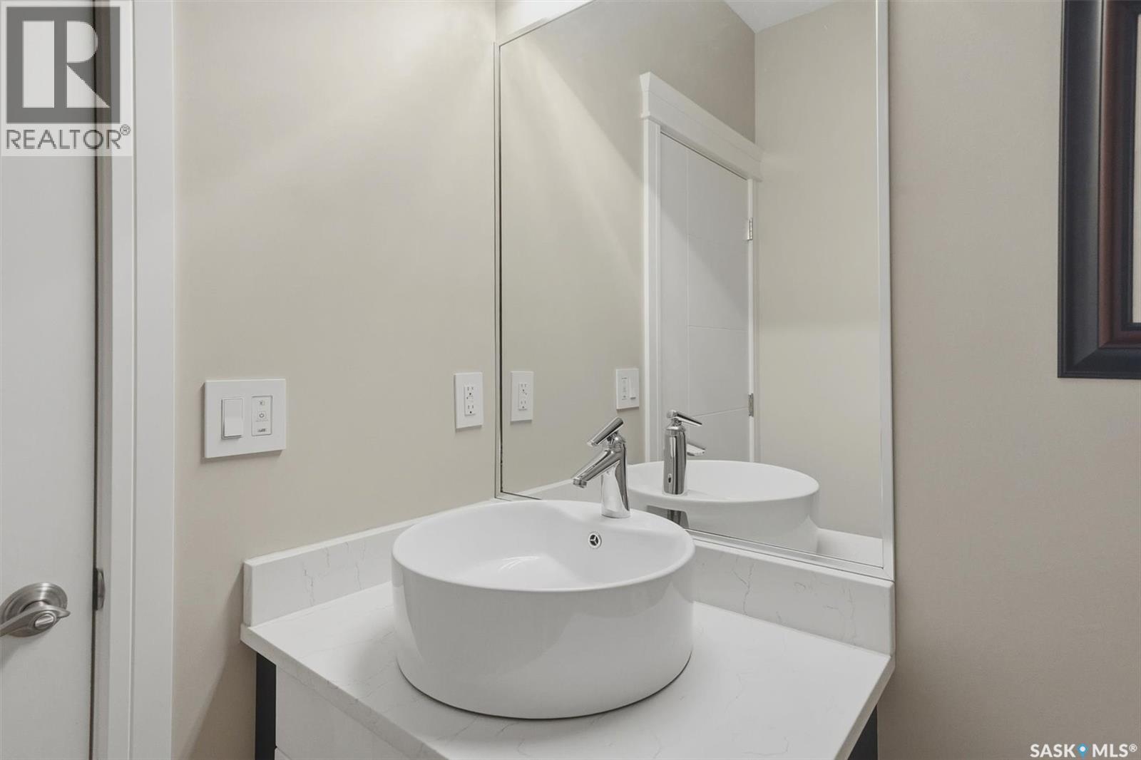 238 Gillies Street, Saskatoon, Saskatchewan  S7V 0J7 - Photo 29 - SK040679