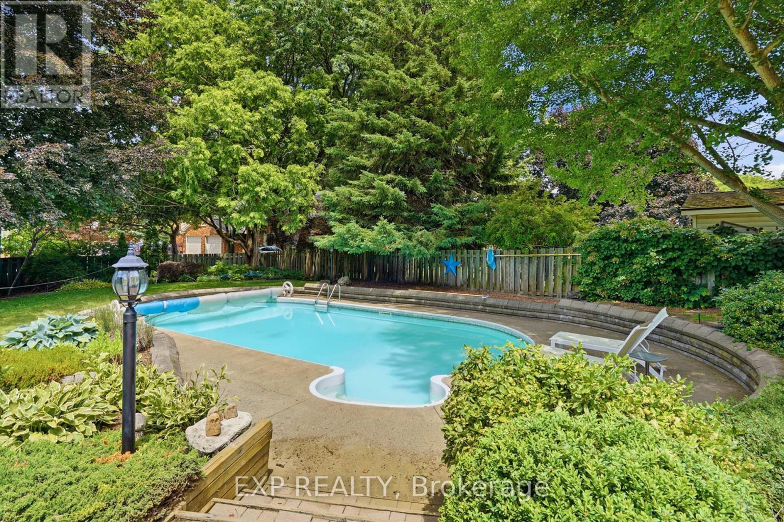 9 Boese Court, St. Catharines, Ontario  L2N 7E7 - Photo 38 - X13492298