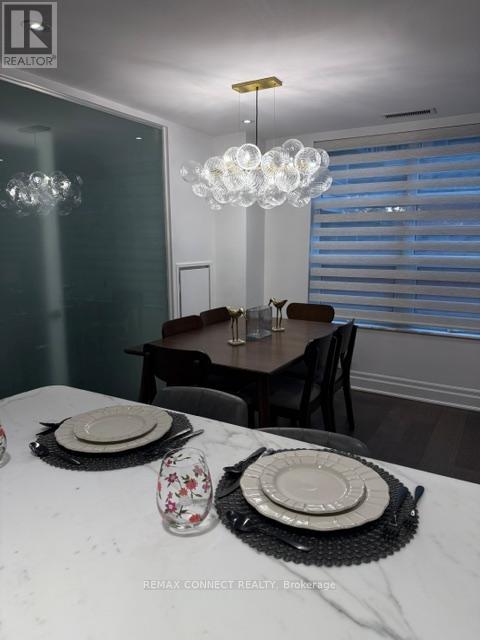 303 - 68 Yorkville Avenue, Toronto, Ontario  M5R 3V7 - Photo 11 - C13490076