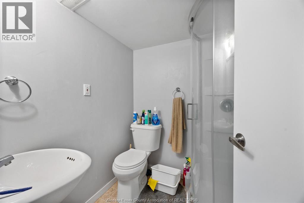 2720 Academy, Windsor, Ontario  N9E 2G8 - Photo 20 - 26014847