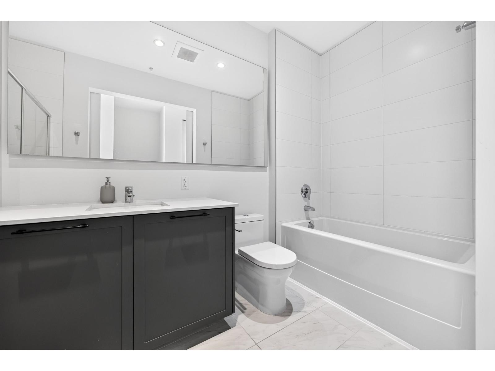 407 10168 149 Street, Surrey, British Columbia  V3R 0E9 - Photo 10 - R3139358