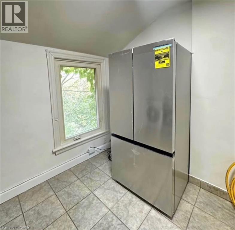 216 John Street N Unit# Upper Unit, Hamilton, Ontario  L8L 4P5 - Photo 2 - 40841964