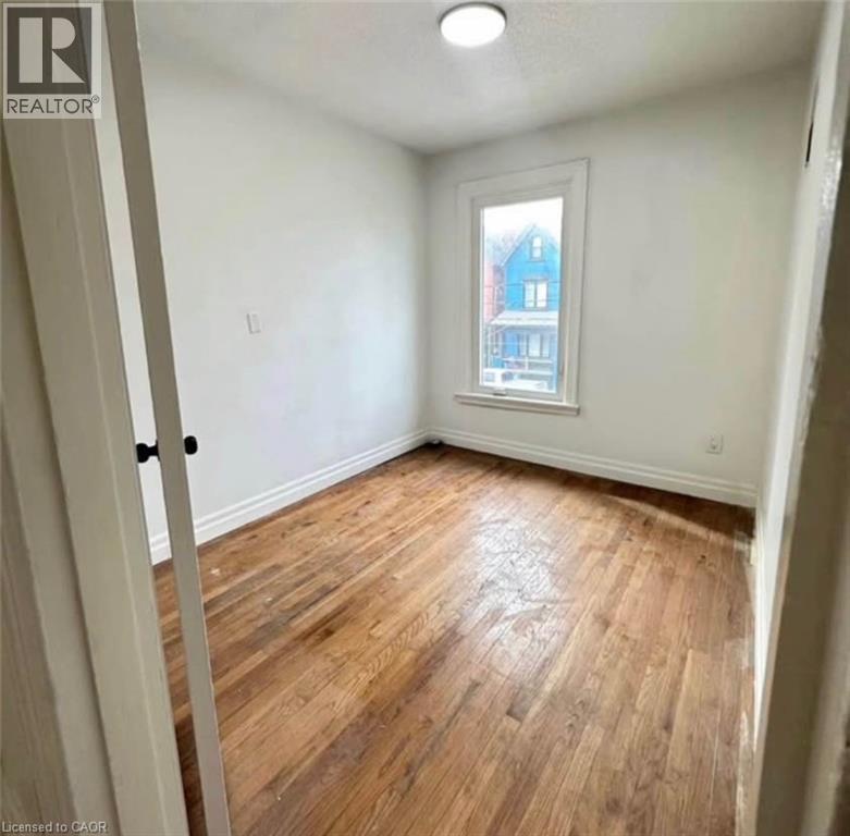 216 John Street N Unit# Upper Unit, Hamilton, Ontario  L8L 4P5 - Photo 5 - 40841964