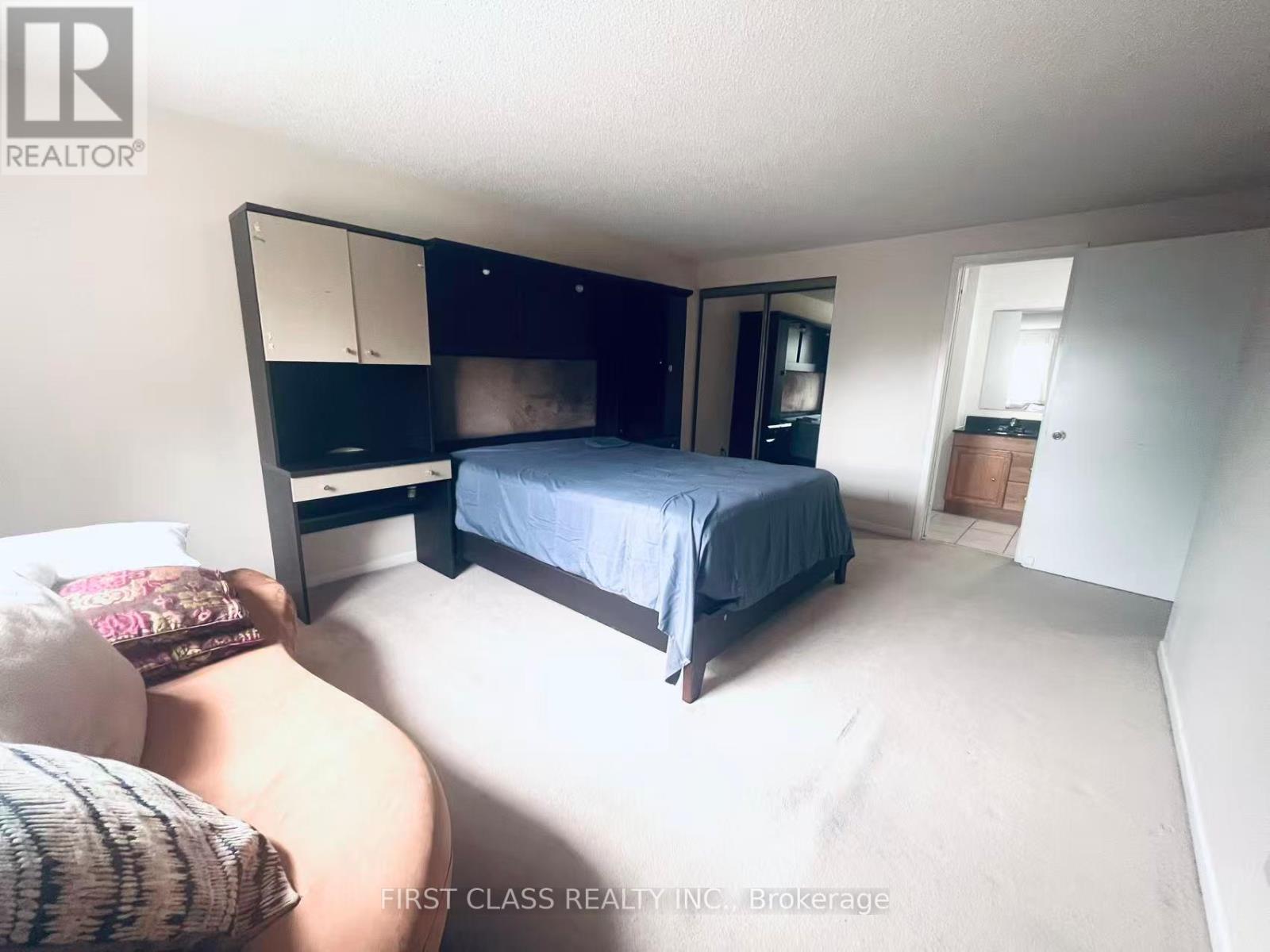 53 Spring Forest Square, Toronto, Ontario  M1S 4X3 - Photo 14 - E13492352
