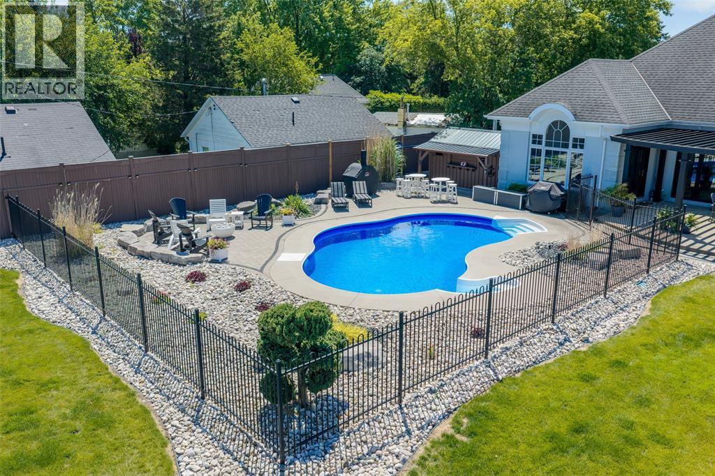 2120 Huron Shores Drive, Sarnia photo 12