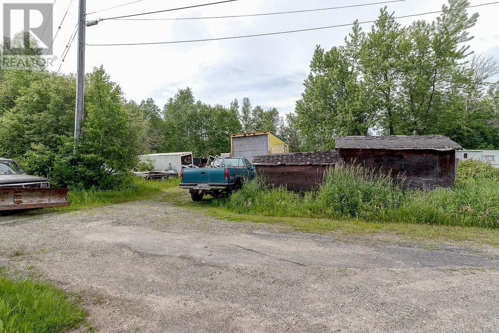 15 Willow, Greater Sudbury, Ontario  P0M 3C0 - Photo 11 - 2128813