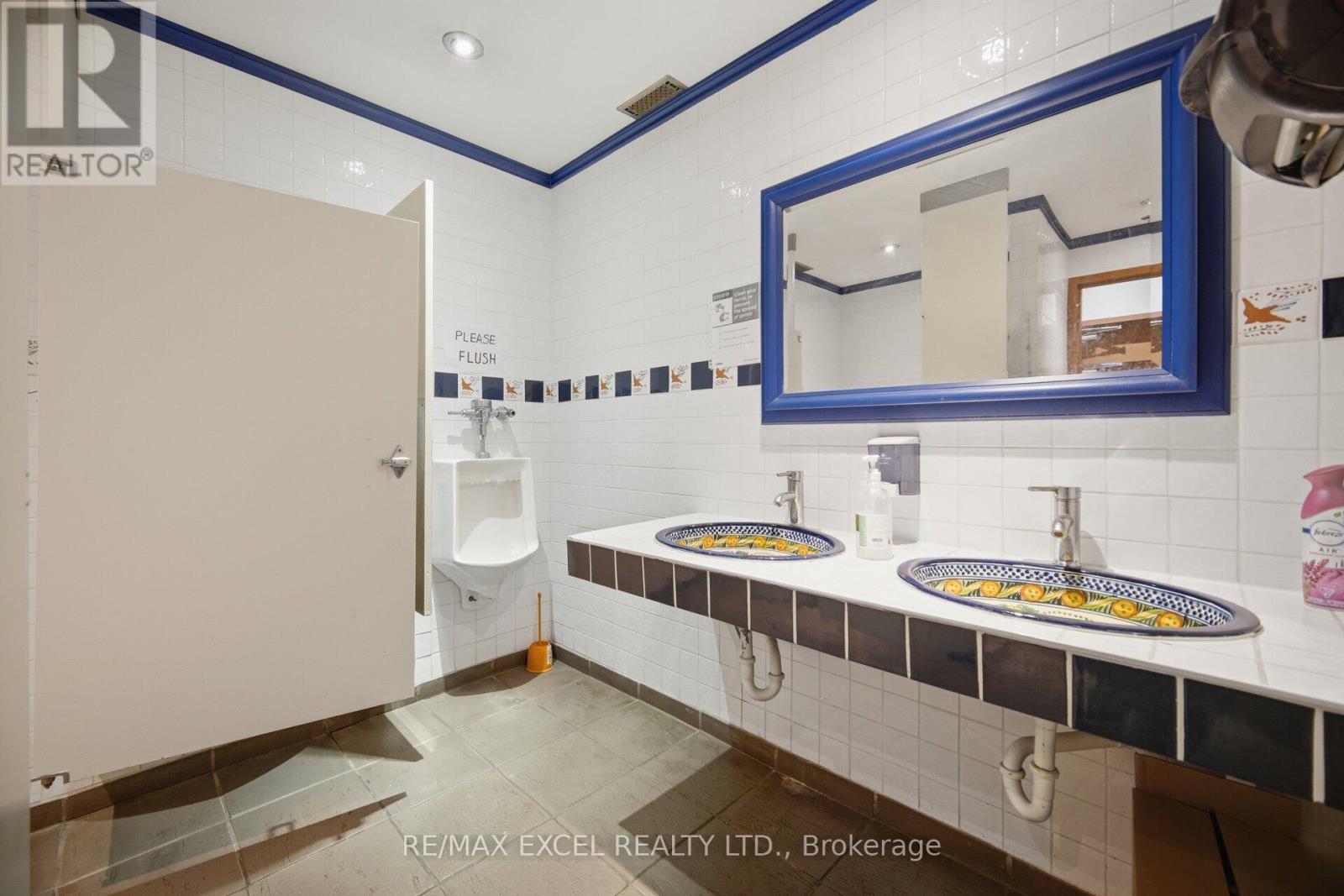 #15 - 441 Clark Avenue, Vaughan (Crestwood-Springfarm-Yorkhill), Ontario  L4J 6W7 - Photo 15 - N13492336