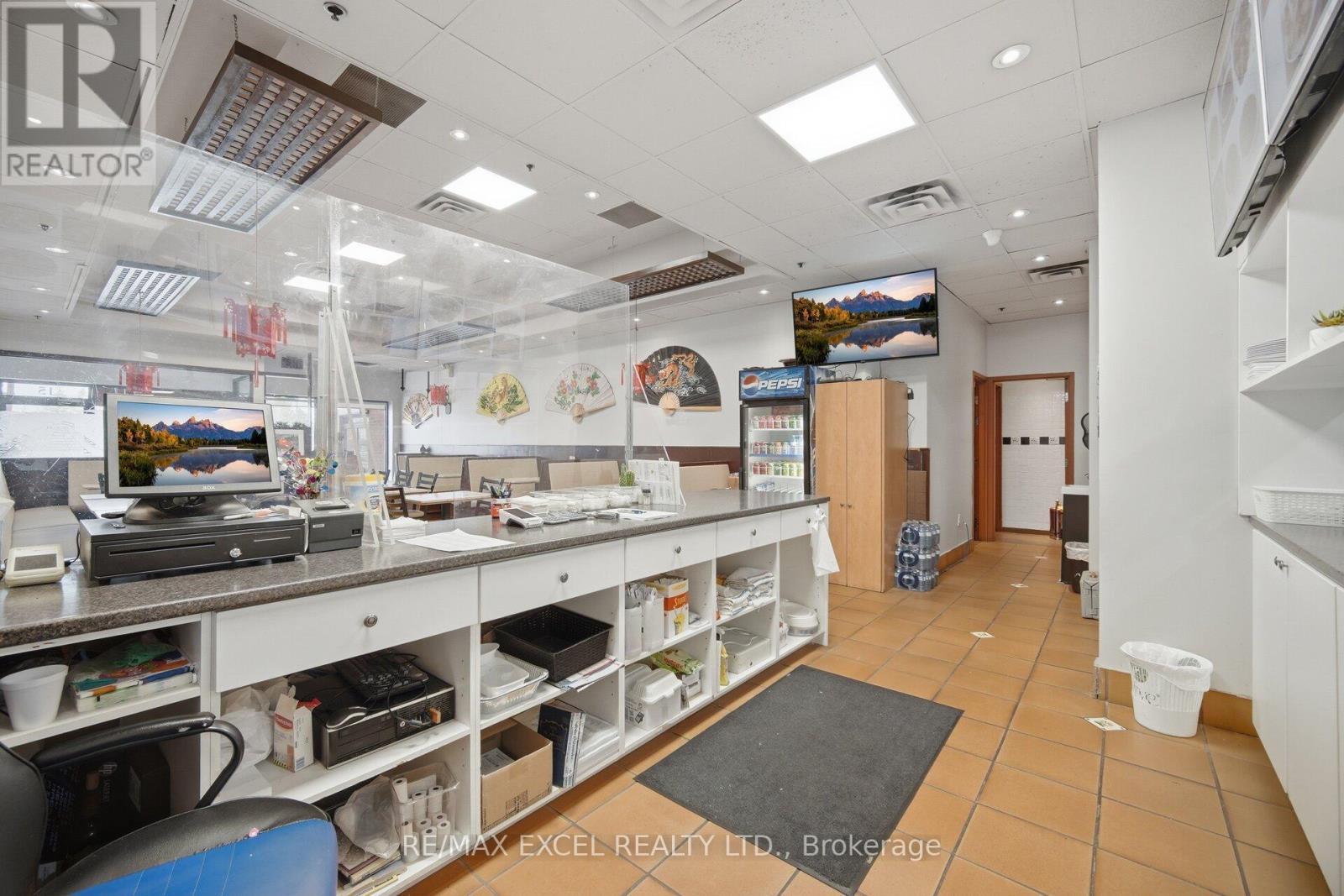 #15 - 441 Clark Avenue, Vaughan (Crestwood-Springfarm-Yorkhill), Ontario  L4J 6W7 - Photo 6 - N13492336