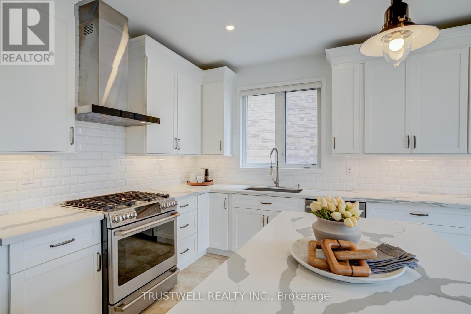 334 Trudeau Drive, Milton, Ontario  L9T 8Y7 - Photo 17 - W13492372