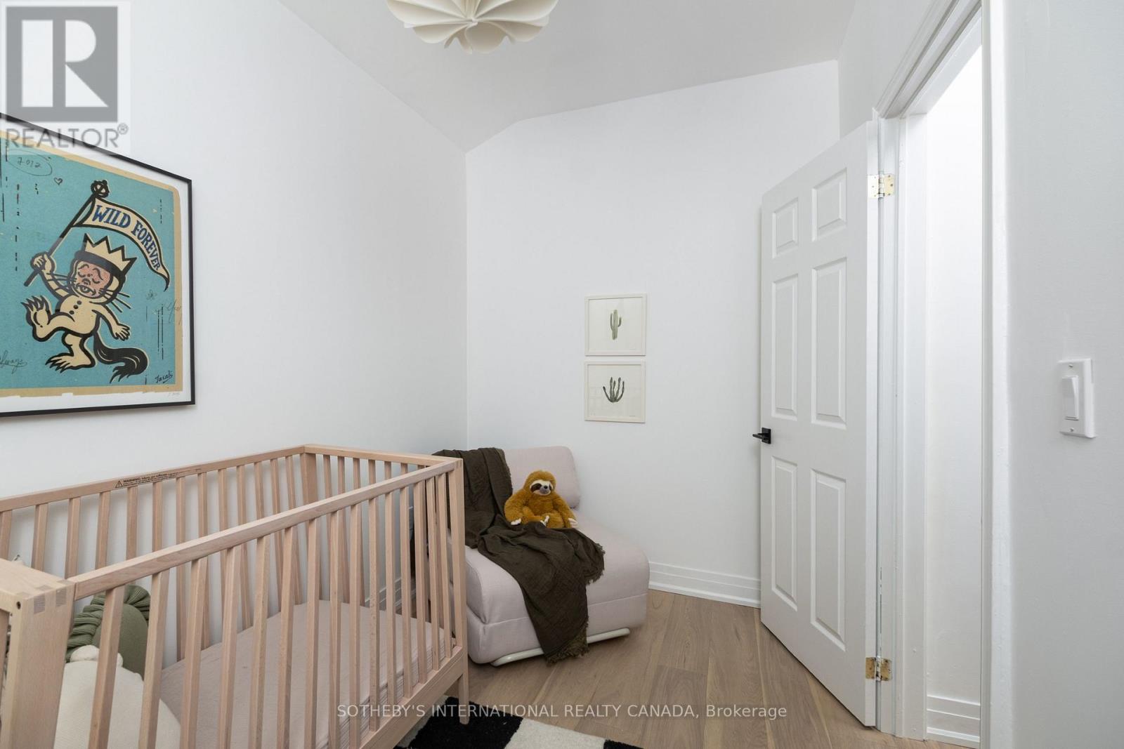 22 Connaught Avenue, Toronto, Ontario  M4L 2V9 - Photo 21 - E13457150