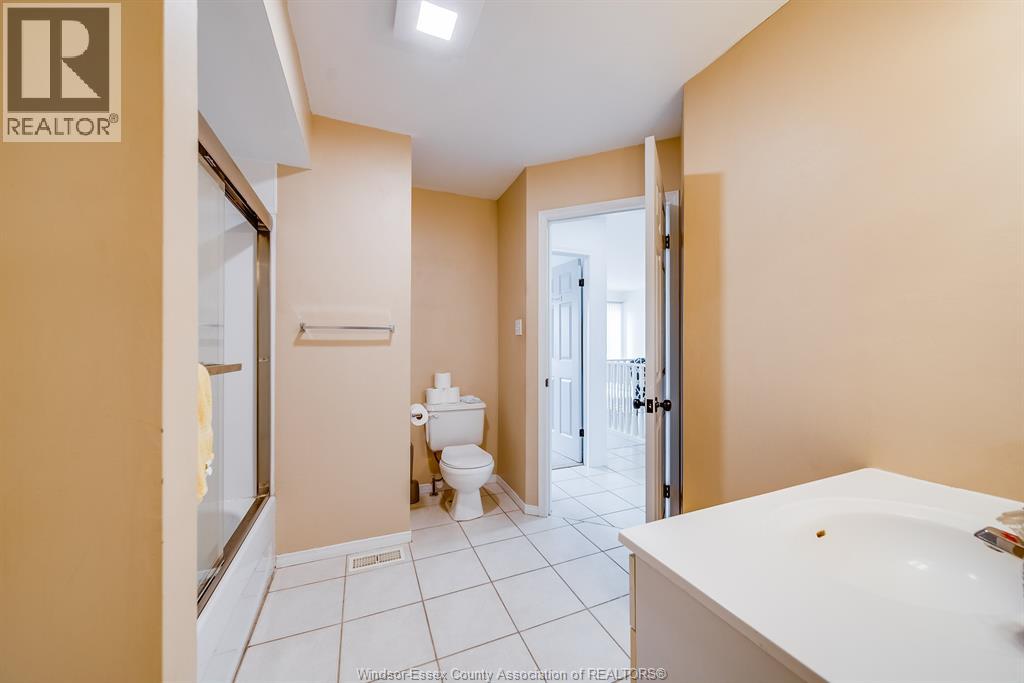 1425 Mickaila Crescent, Tecumseh, Ontario  N8N 4Z2 - Photo 21 - 26015072